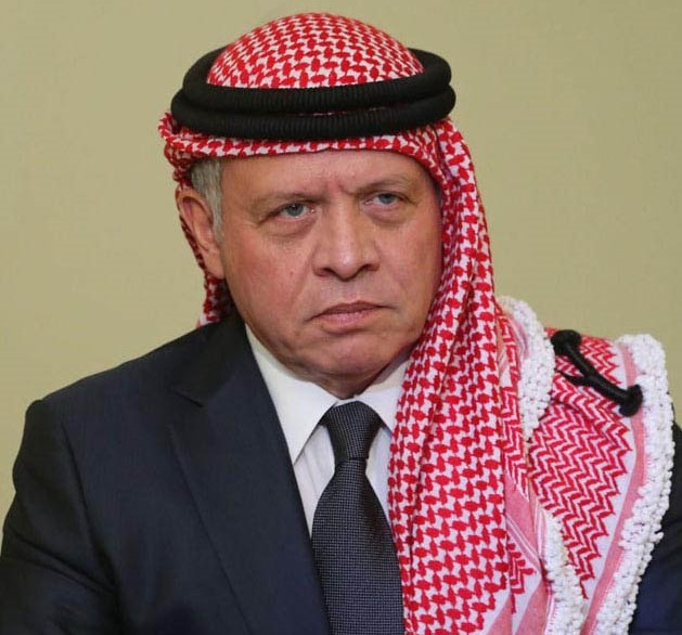 Le roi Abdallah II: nos forces ont pu larguer des aides médicales à l'hôpital de campagne jordanien à Gaza