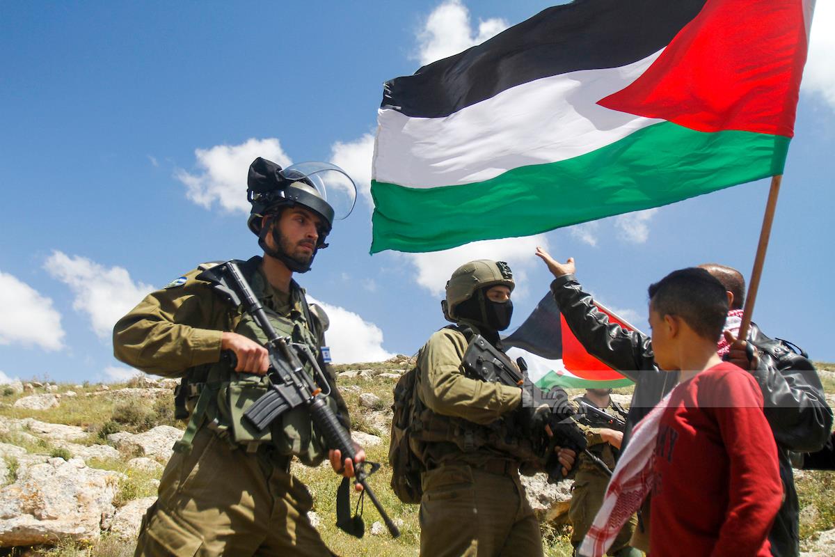 Violations de l'occupation : un martyr, des blessés, des arrestations, la décision de démolir et d'abattre des arbres et la poursuite du siège de Jéricho