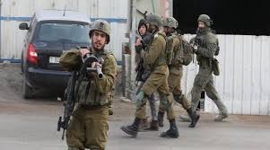 L'armée israélienne contraint une famille à évacuer sa maison et la transforme en caserne militaire à l'est de Jénine