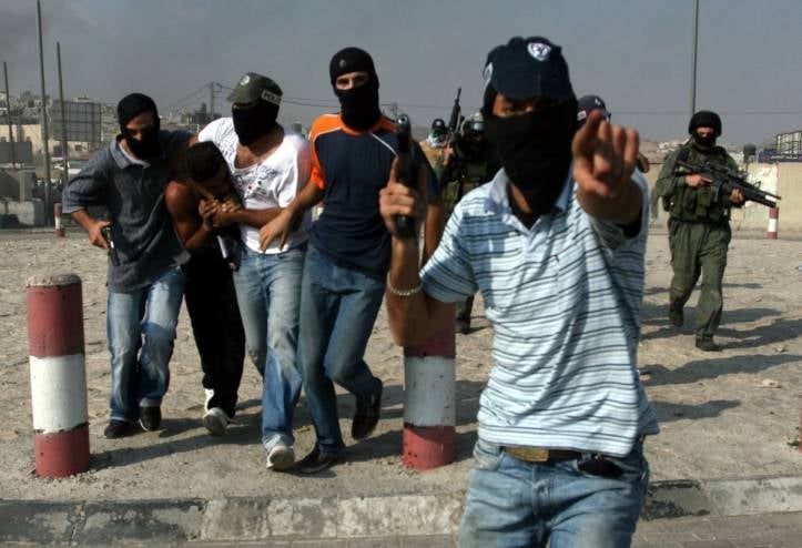 Une unité spéciale israélienne kidnappe deux Palestiniens à Jénine