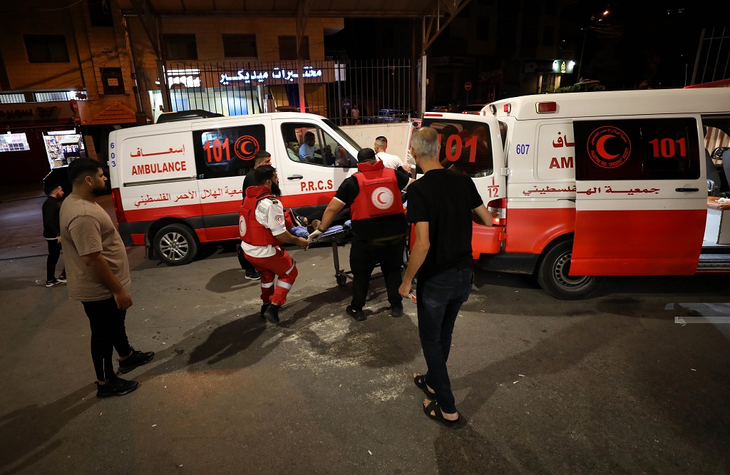 Un jeune homme tué par balles de l’occupation et d’autres blessés à Qalqiliya  