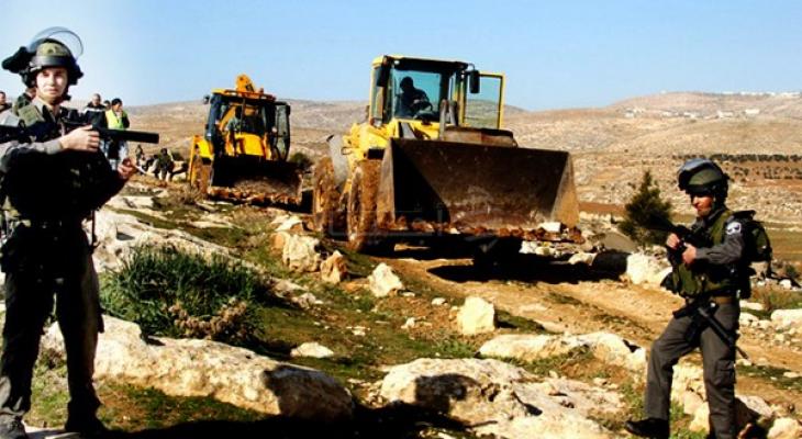 Les forces d’occupation arrêtent les travaux de réhabilitation un réservoir d’eau à Naplouse