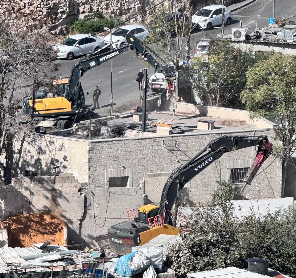 L'occupation démolit une maison dans la ville de Silwan, au sud d'Al-Aqsa