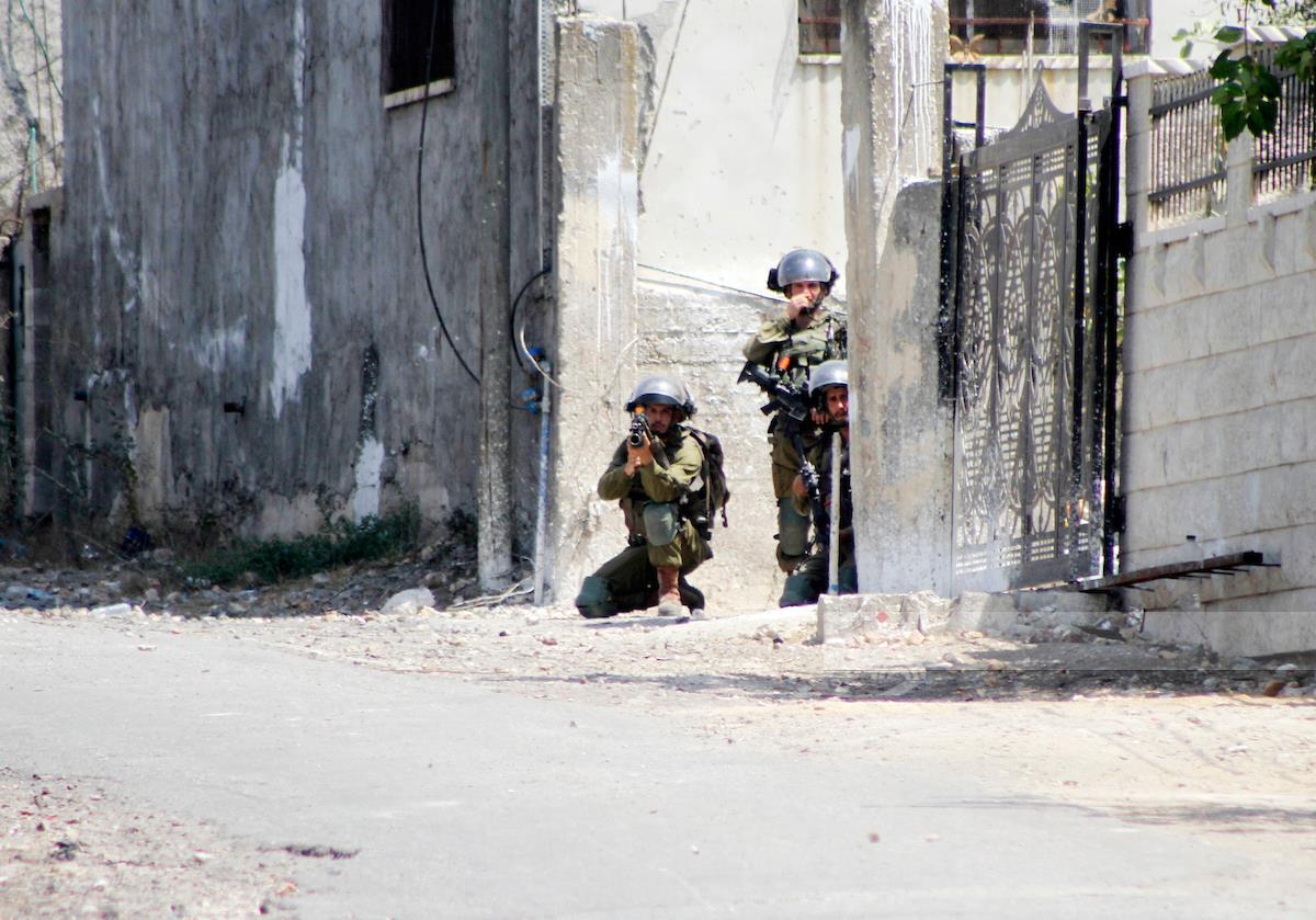 Rapport quotidien : Les forces d’occupation israéliennes escaladent leurs agressions et leurs violations contre les Palestiniens