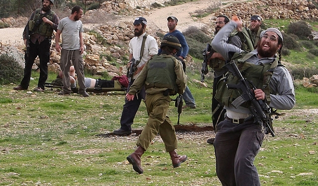 Deux Palestiniens ont été blessés et trois maisons et un élevage de volailles ont été incendiés lors d'une attaque de colons près de Naplouse