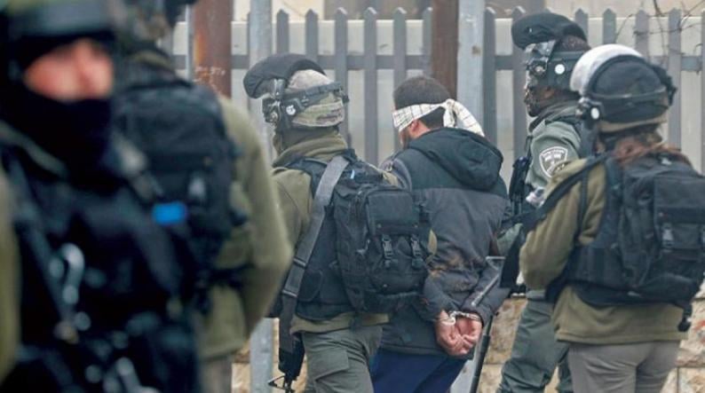L’armée israélienne arrête 3 Palestiniens dont un homme âgé et agresse d'autres à Bethléem