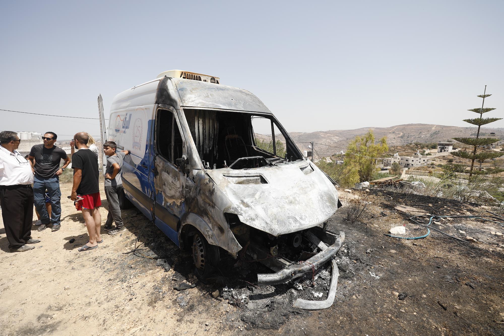 Des blessés lors d'une attaque de colons dans la bourgade d'Atara, au nord de Ramallah