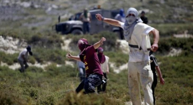 Des colons juifs agressent un Palestinien près de Naplouse