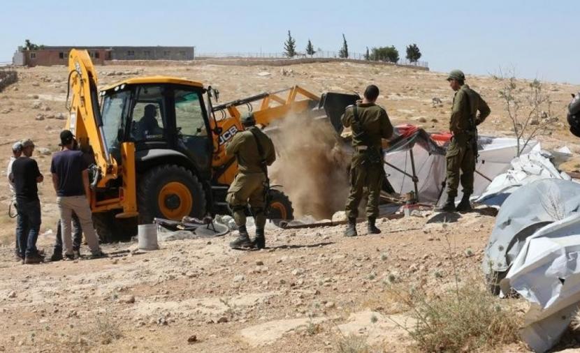 L'occupation et ses colons envahissent une région dans la Vallée du Jourdain  