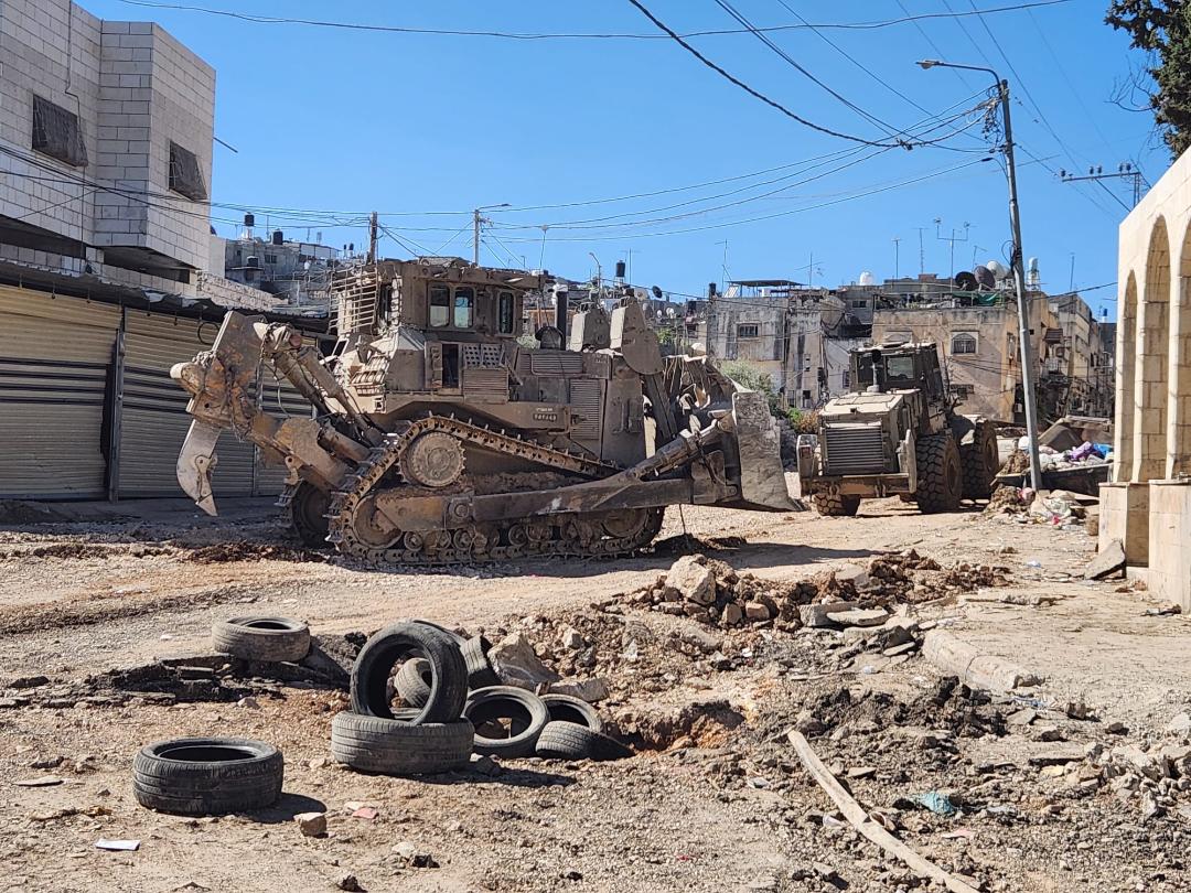 Destruction systématique à Tulkarem et de ses camps de réfugiés au deuxième jour de l’agression israélienne