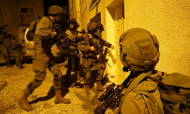 L'occupation renforce ses forces à Tubas et évacue des maisons palestiniennes à Jénine