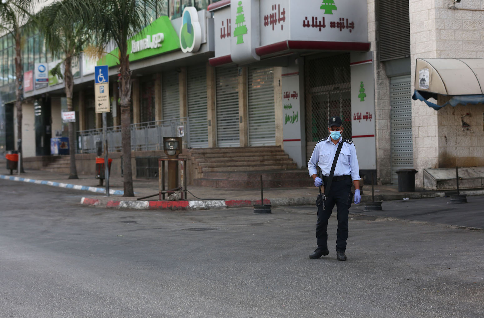 Le verrouillage du coronavirus touche plus 50% des soutiens de famille palestiniens