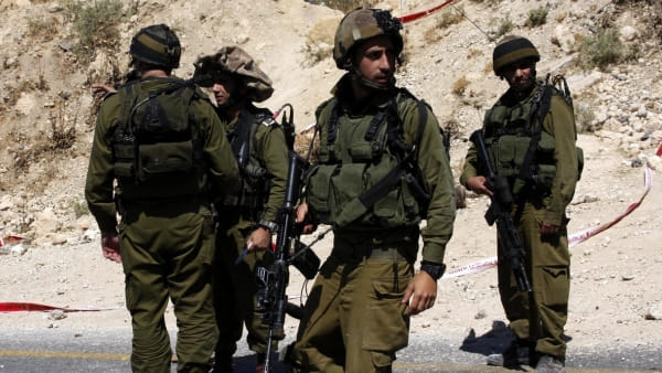 Les forces israéliennes s'emparent des équipements pour réhabiliter les routes dans la vallée du Jourdain