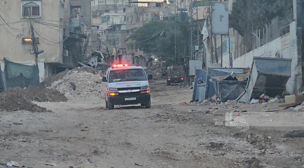 L’armée israélienne détruit les infrastructures dans le camp de réfugiés de Nour Shams à Tulkarem