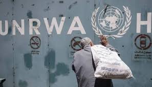 Huit pays arabes et islamiques publient une déclaration commune condamnant le raid mené par l'occupation israélienne contre le siège de l'UNRWA à Jérusalem.