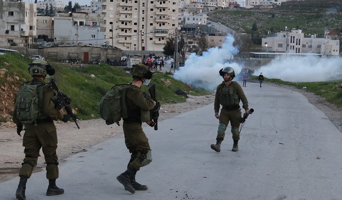 Huit Palestiniens blessés par des tirs israéliens lors d’affrontement  dans un camp de réfugiés à Ramallah