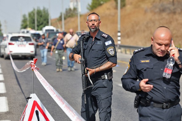 L’armée d’occupation blesse un Palestinien près de Ramallah