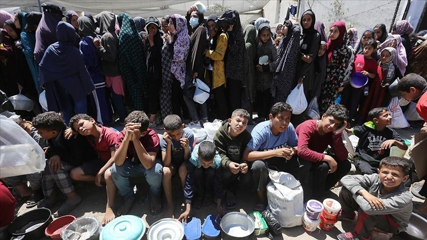 La guerre à Gaza plonge 1,74 million de personnes supplémentaires dans la pauvreté (ONU)