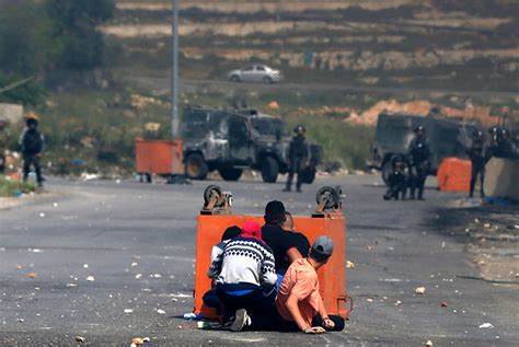 Un martyr, 165 arrestations et 41 démolitions dans la ville de Jérusalem en février dernier
