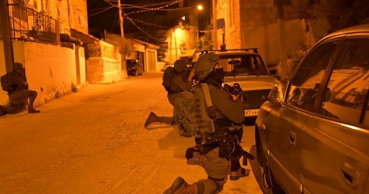 L’armée israélienne blesse un Palestinien près de Naplouse