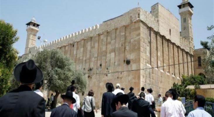 Des centaines de colons envahissent Al-Haram Al-Ibrahimi