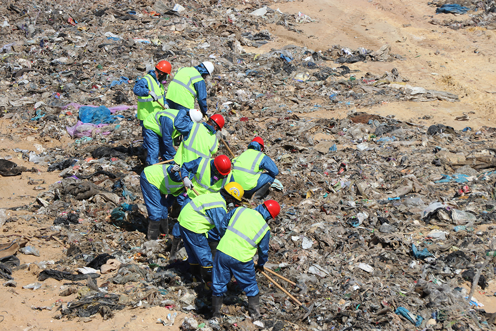 La douanière intercepte près de 80 tonnes de déchets en provenance d'Israël à Qalqilya