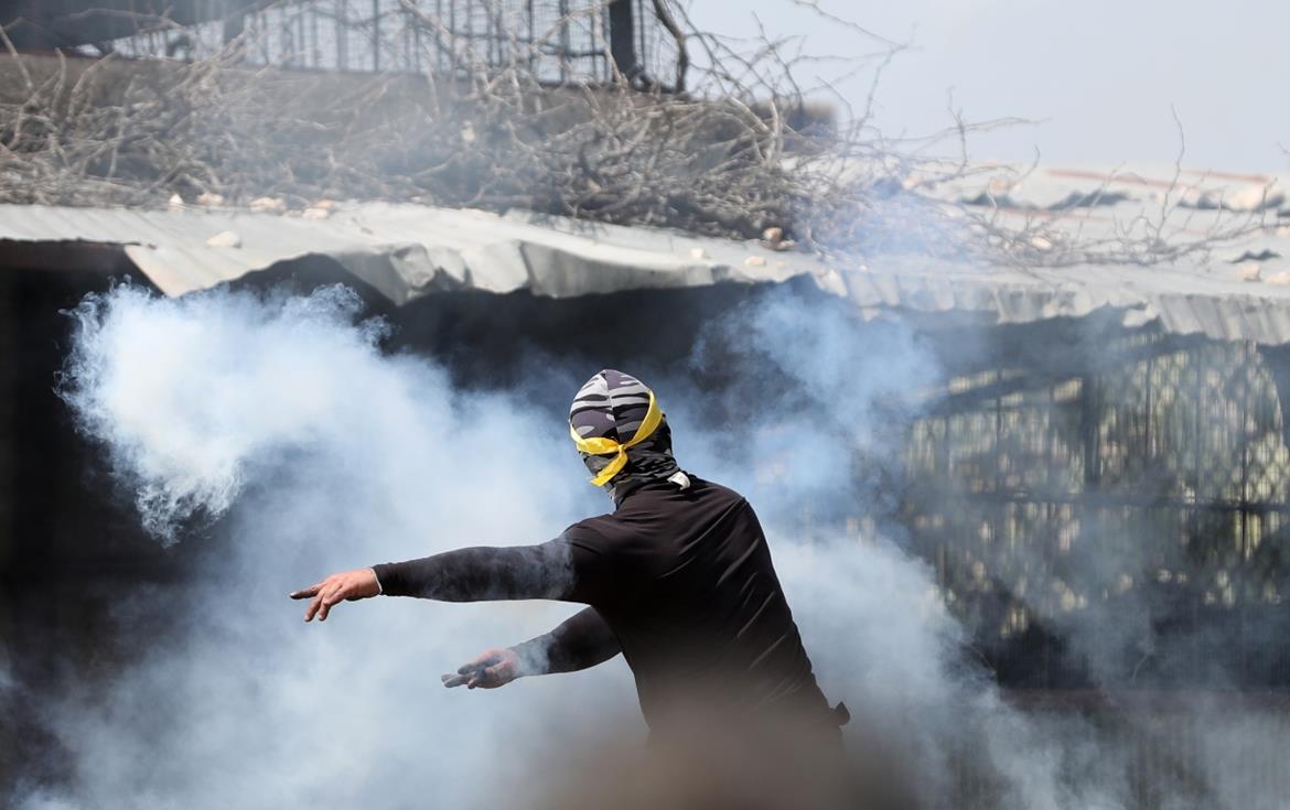 Des Palestiniens blessés par les tirs des  forces d'occupation à Kafr Qaddoum et à Beit Dajan