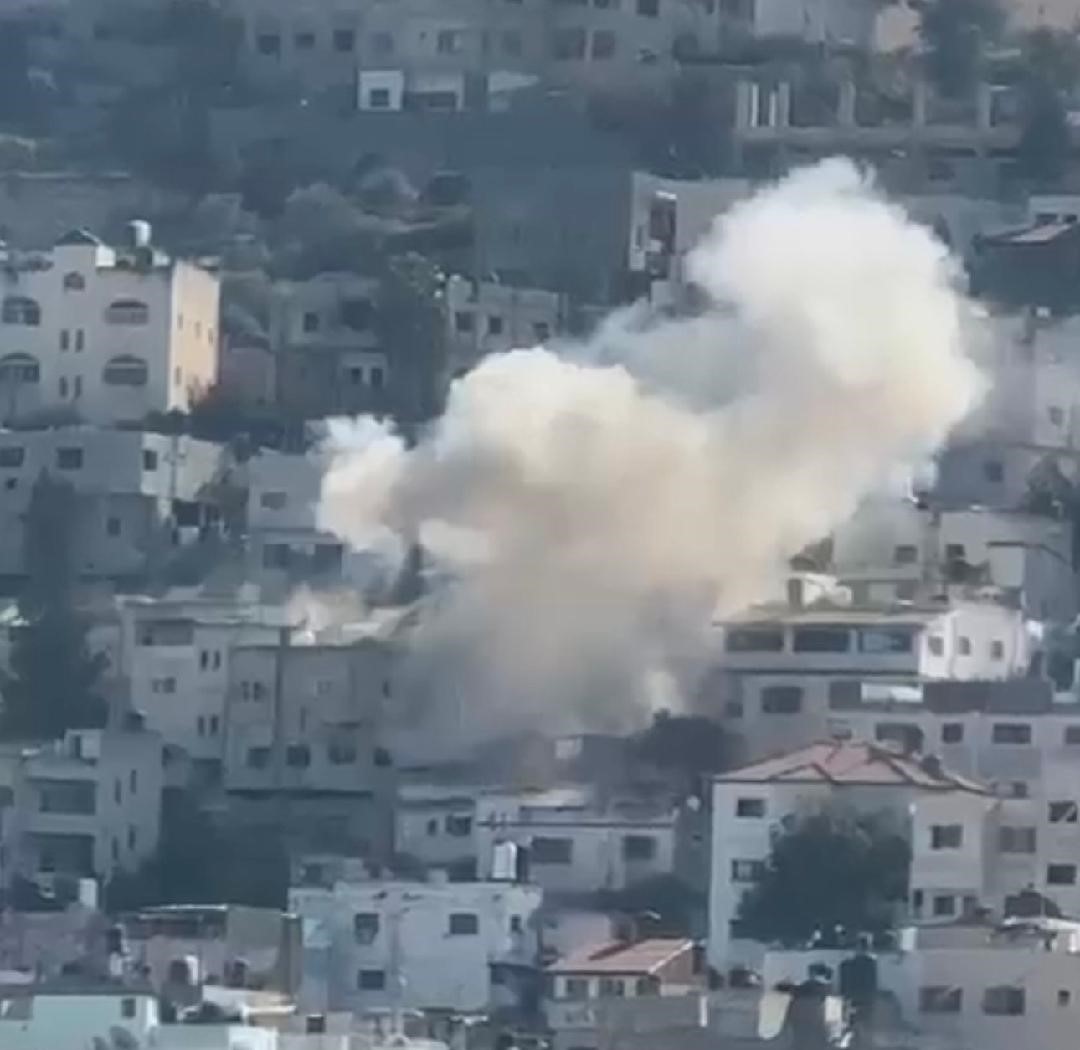Jénine : les avions de l’occupation bombardent un bâtiment 