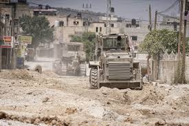 Les forces israéliennes poursuivent leur  agression contre Jénine : blessés, incendies de maisons et destruction d'infrastructures