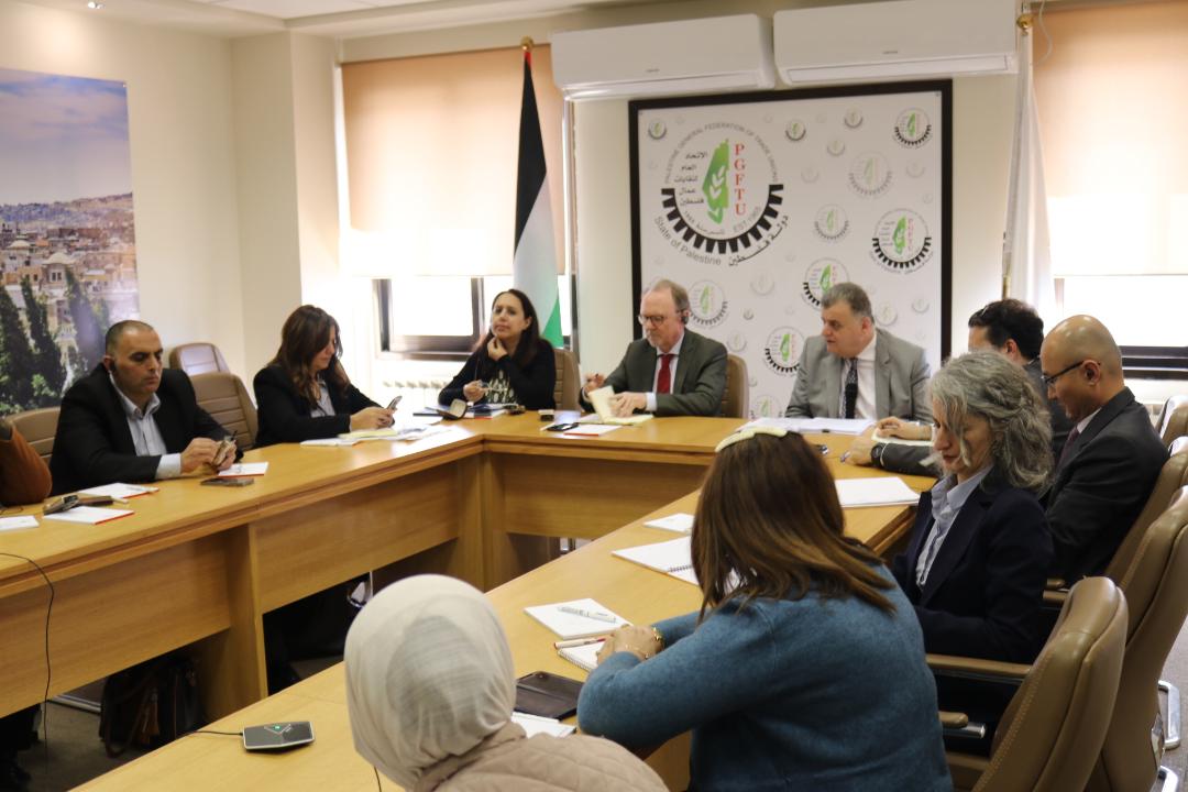La Commission d'établissement des faits de l'Organisation internationale du Travail reçoit la fiche d'information sur les violations du travail des Palestiniens