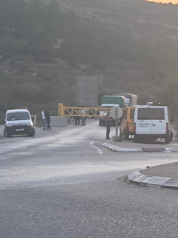 Les forces d'occupation  installes des barrages militaires en Cisjordanie