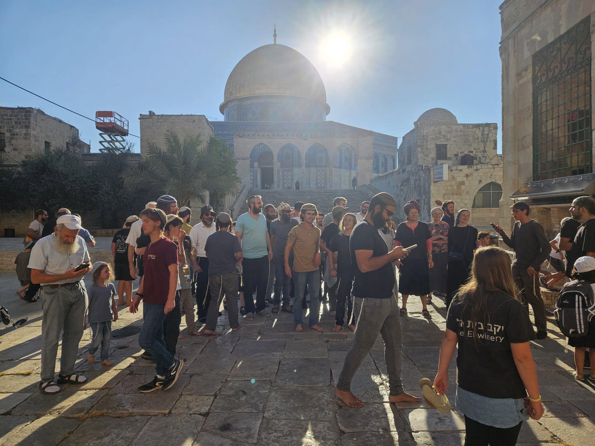 Des centaines de colons prennent d'assaut la mosquée Al-Aqsa