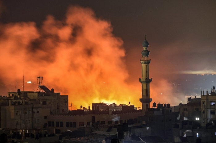 Au 74ème jour de l'agression : des dizaines de martyrs et de blessés, lors d'une série de raids violents sur la bande de Gaza
