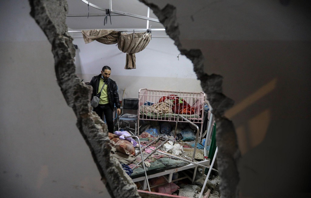 Les forces israéliennes assiègent un hôpital indonésien dans le nord de Gaza et exigent son évacuation
