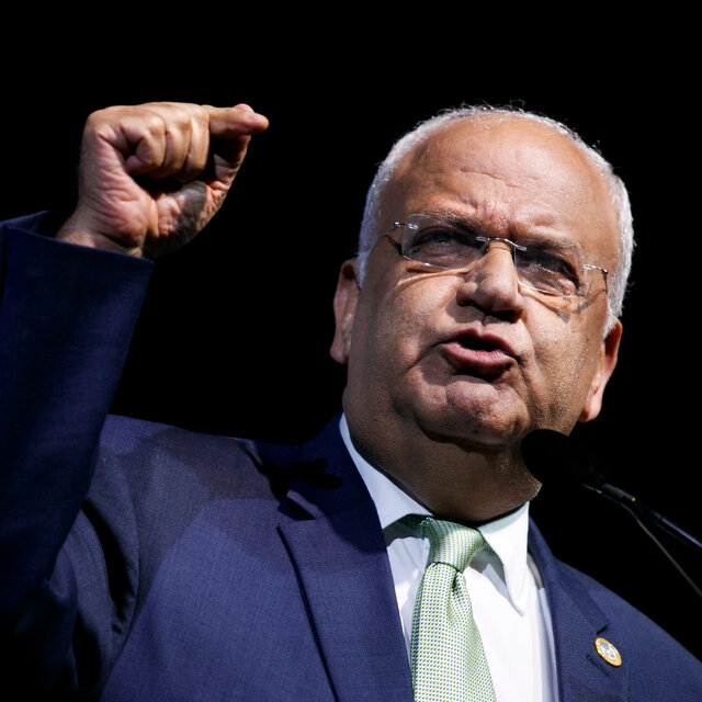 Les présentations des condoléances du décès de Saeb Erekat se poursuivent