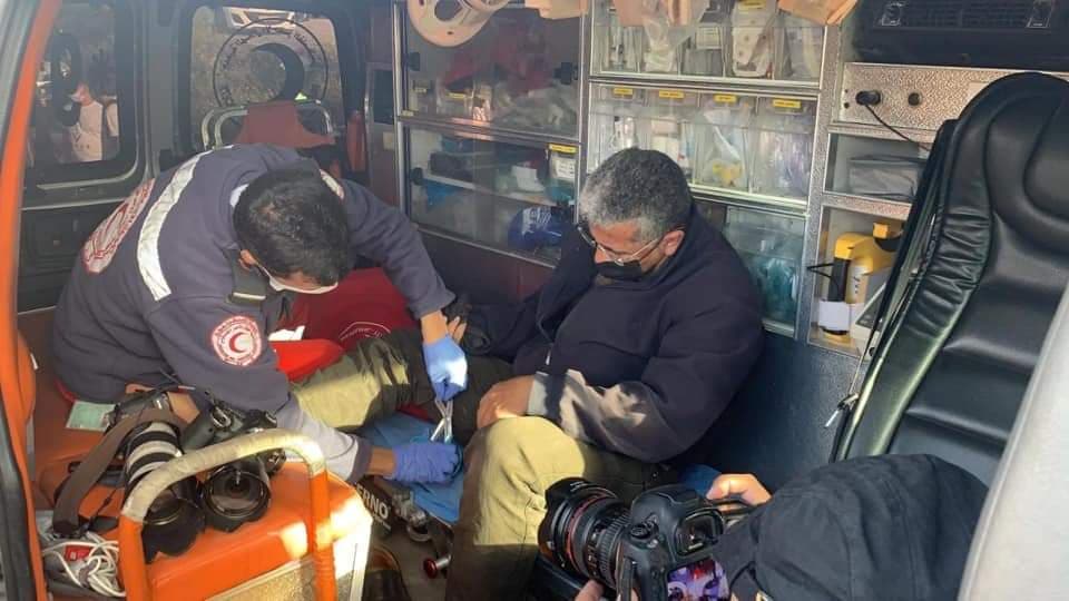 Des blessés  dans l’assaut de l’occupation contre la population et les solidaires  dans le quartier de Sheikh Jarrah,  à Jérusalem
