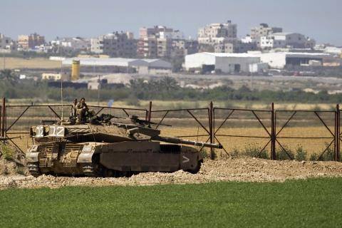 Les forces d’occupation fusillent des agriculteurs Palestiniens dans la bande de Gaza