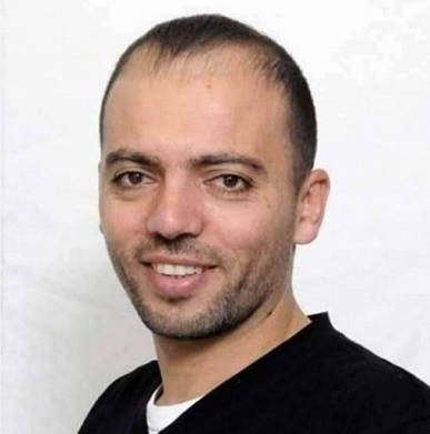 Le prisonnier gréviste Khalil Awawda est dans état de santé très grave