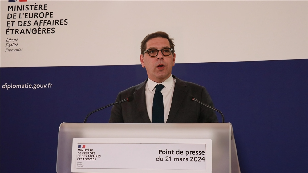 Vidéo d’un soldat franco-israélien se moquant des détenus palestiniens: « choquante et dégoûtante » : France