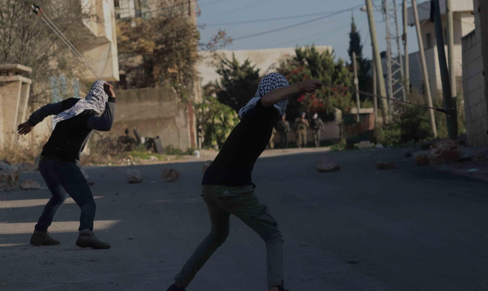 Plusieurs cas d’asphyxie lors d’affrontements avec l’armée israélienne près de Qalqilya 