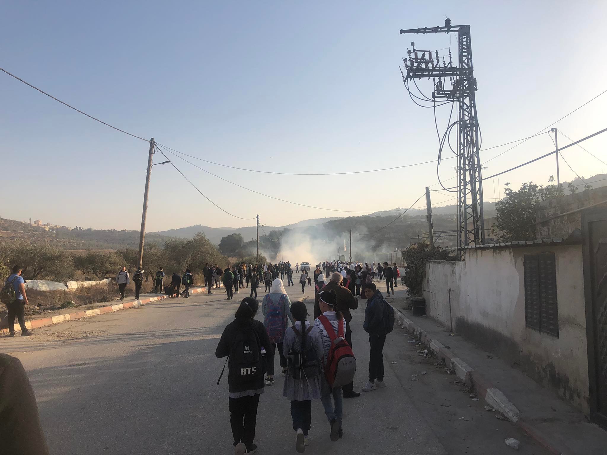 Les forces d’occupation attaquent des élèves et des dizaines d'entre eux blessés en Cisjordanie