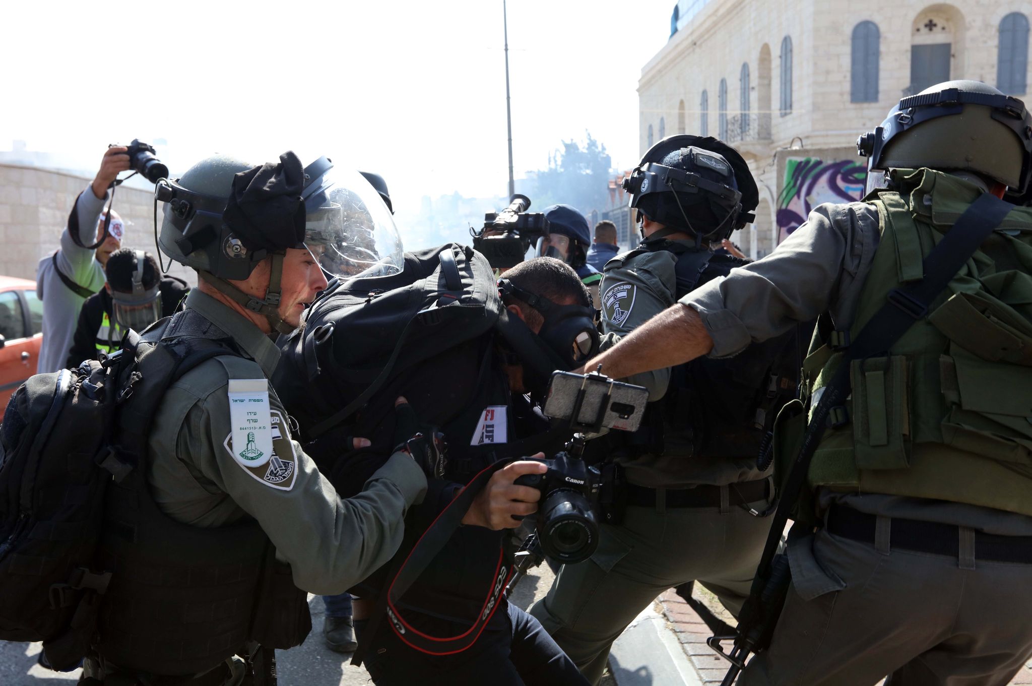 L’occupation israélienne cible des journalistes Palestiniens lors son attaque contre Jénine