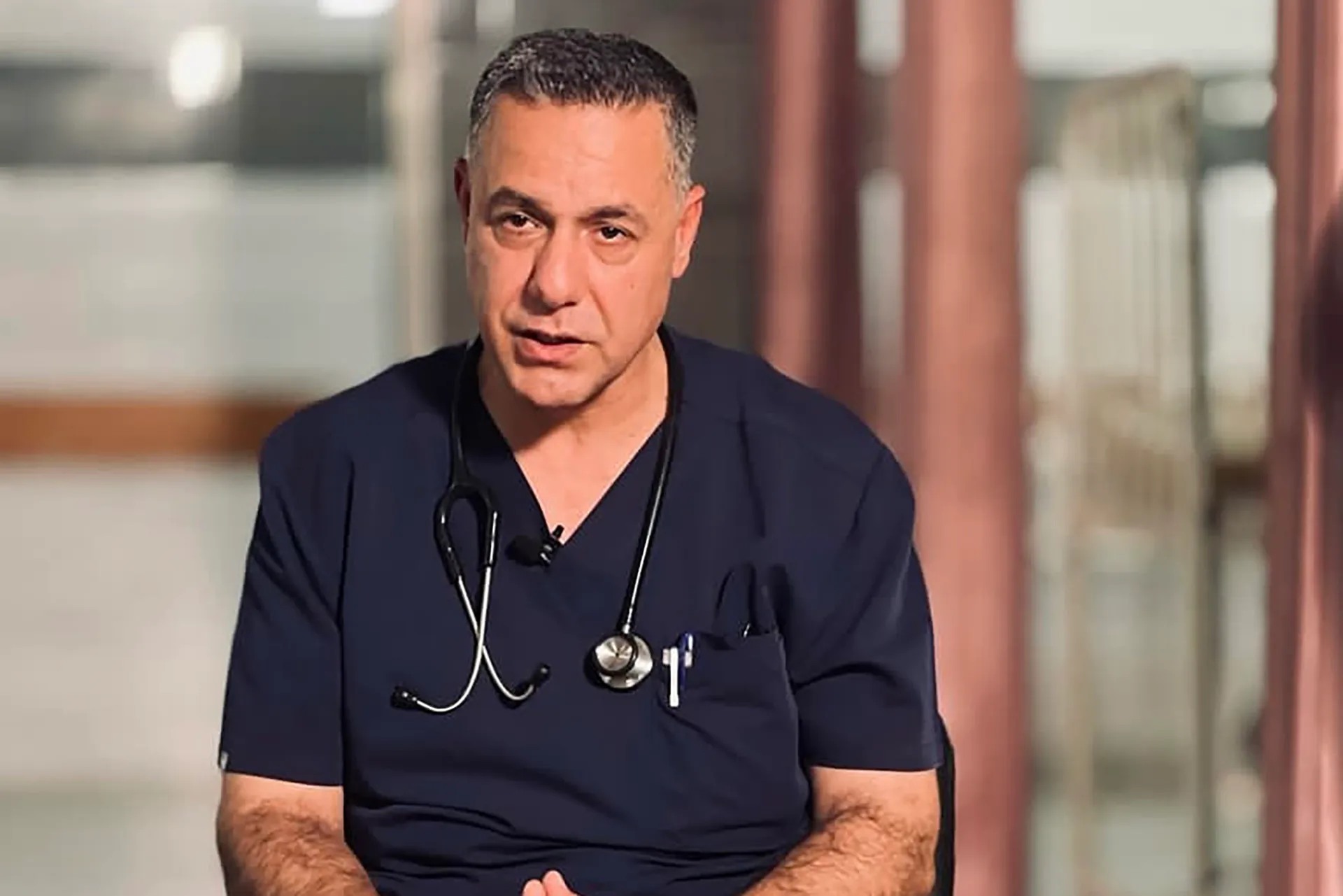  Les troupes de l’occupation détiennent le directeur de l’hôpital de Kamal Adwan  