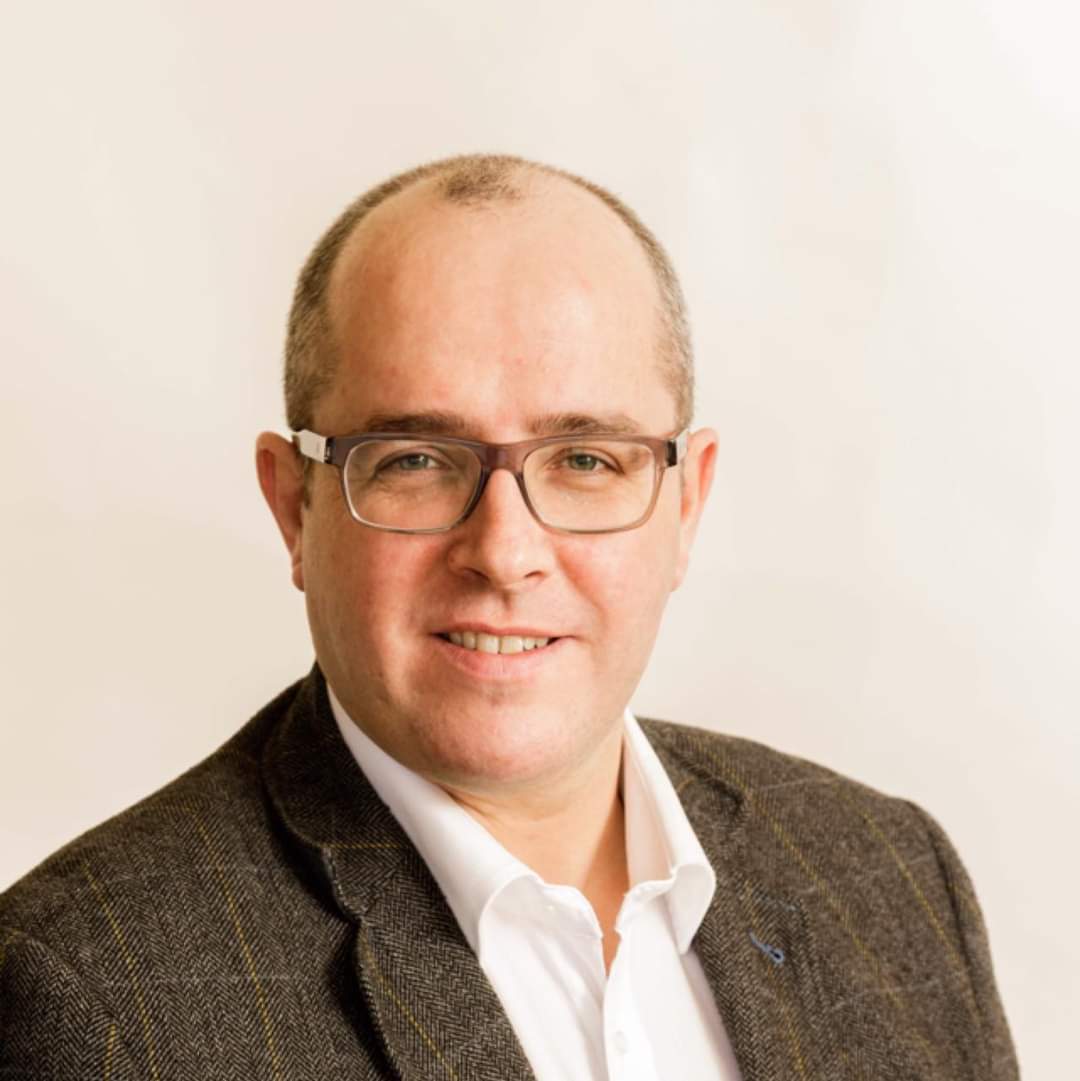MacManus demande à la Commission européenne de publier des documents sur le gel des fonds des ONG palestiniennes
