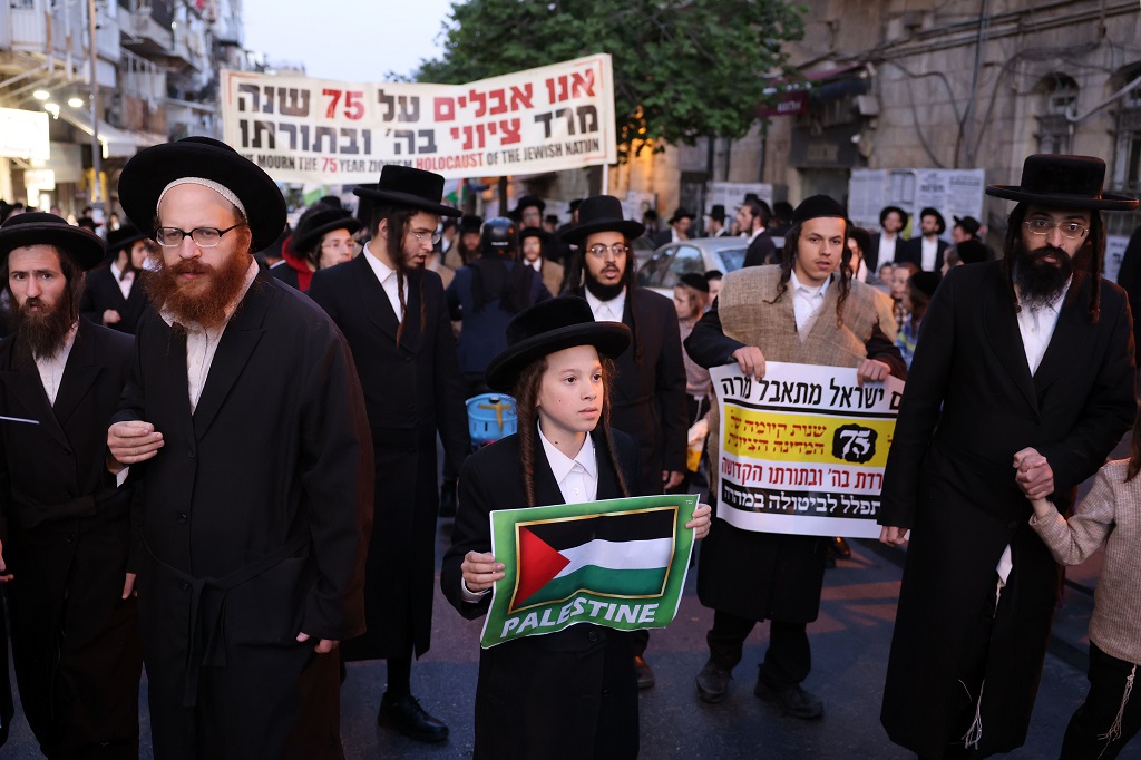 "Neturei Karta" organise une manifestation à Jérusalem  condamnant l'occupation israélienne