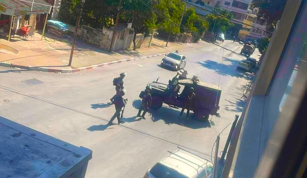 La ville d'Al-Bireh soumise à une incursion militaire israélienne 