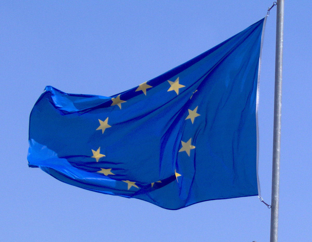 L'Union européenne condamne l'attaque contre les participants aux funérailles d’Abu Aqleh à Jérusalem occupée