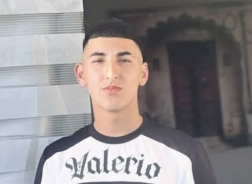 Un jeune Palestinien succombe à ses blessures causées par les balles de l'occupation dans le camp de Jalazone.