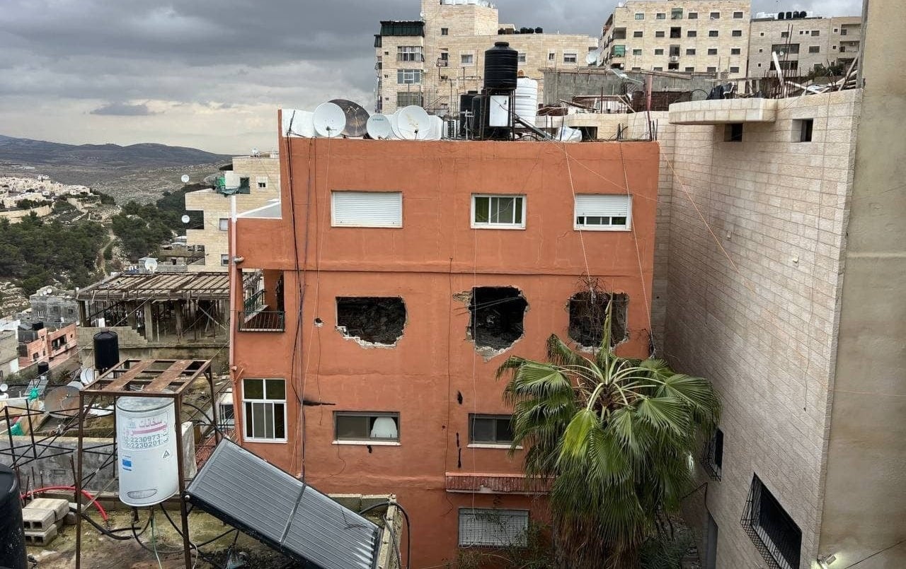 L'occupation prend d'assaut le camp de réfugiés de Shuafat à Jérusalem 