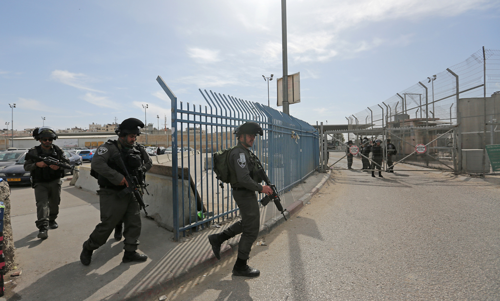 (mise à jour ) Les forces d’occupation israéliennes tuent  une fille près de Jérusalem 